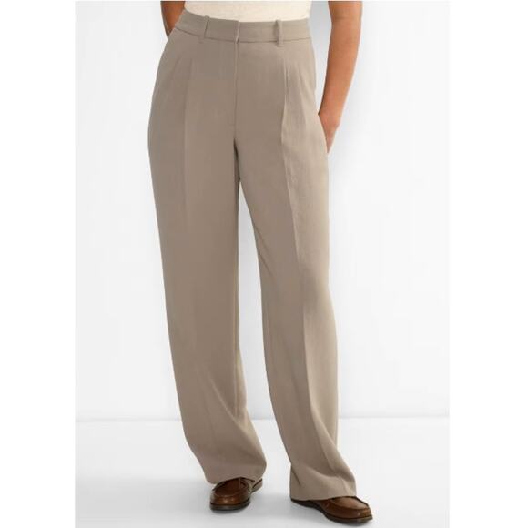 Aritzia Women's Turner Taupe The Effortless Pants Size 2 Short - Picture 10 of 11